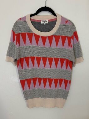 Pink & Red Geometric Short Sleeve Sweater